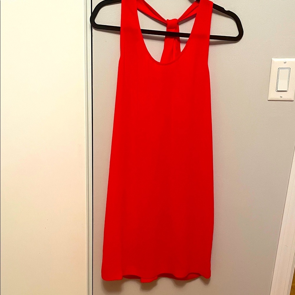 BCBG Elegant Red Women's sleeveless dress - Picture 1 of 4